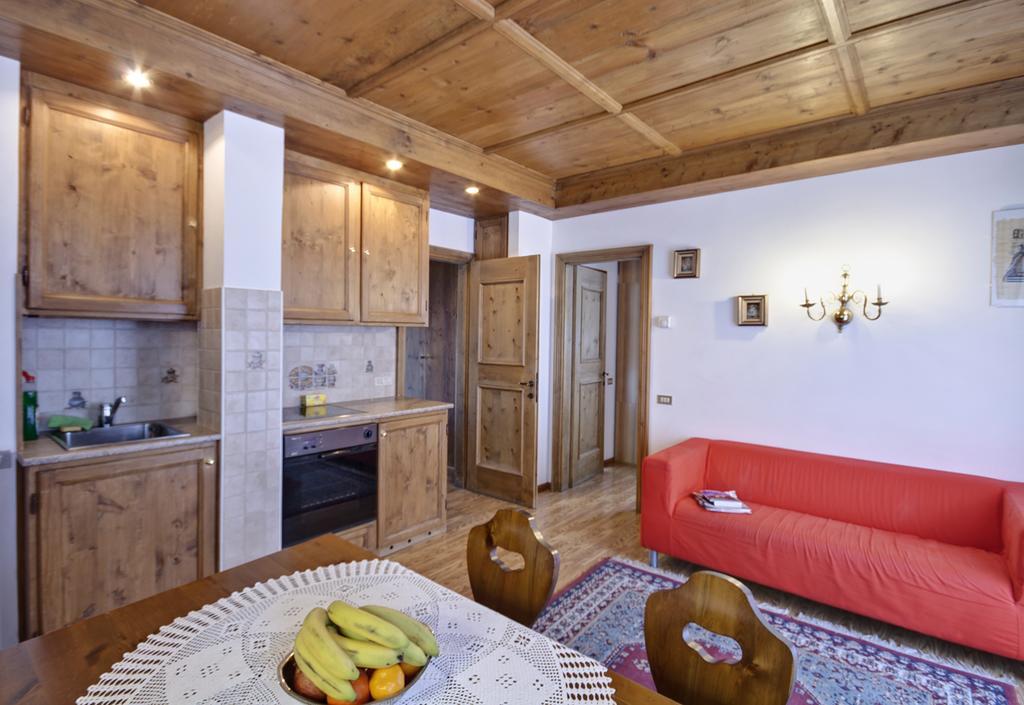 Appartamenti Barisetti Cortina dʼAmpezzo Pokój zdjęcie