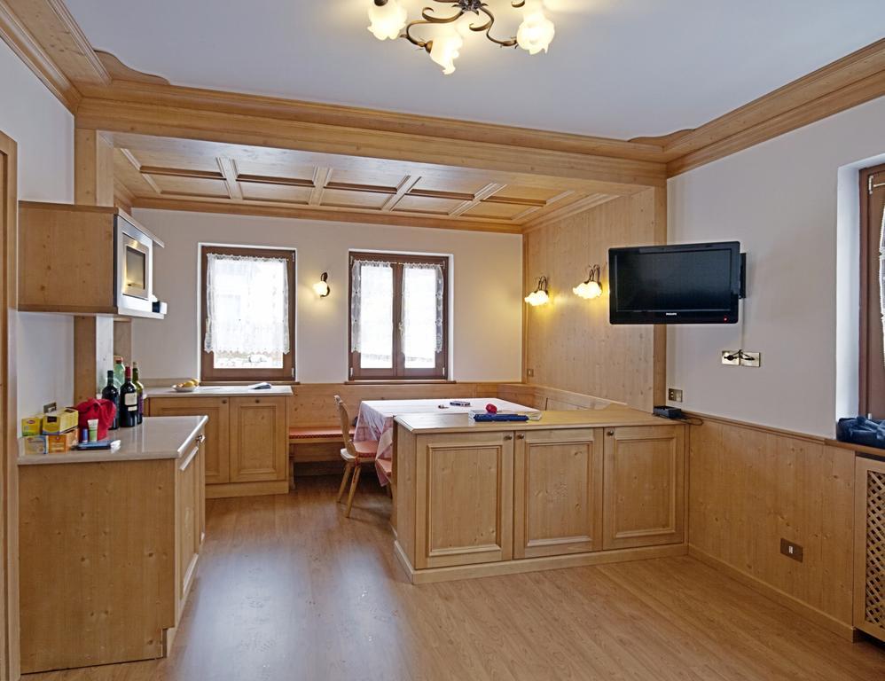 Appartamenti Barisetti Cortina dʼAmpezzo Pokój zdjęcie